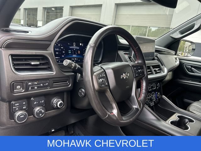 Used 2022 Chevrolet Suburban RST w/ Luxury Package AWD/4WD image 10