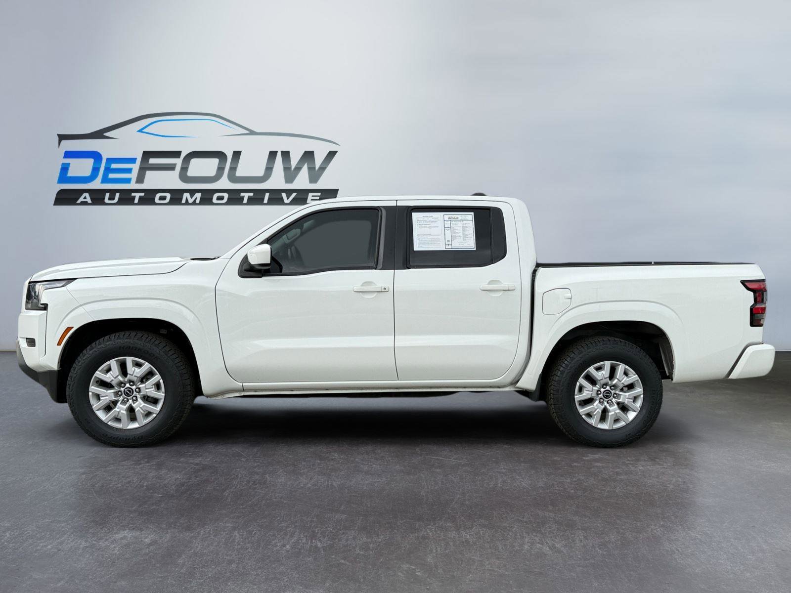 Used 2023 Nissan Frontier SV w/ Technology Package image 6