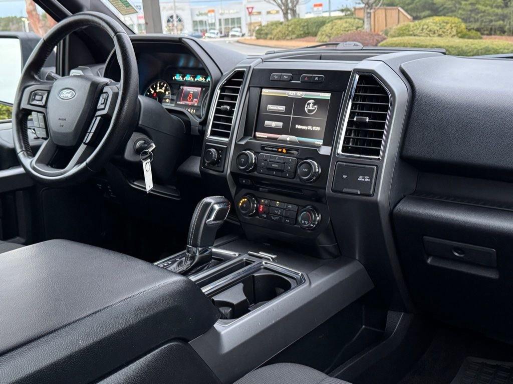 Used 2015 Ford F150 XLT w/ Equipment Group 302A Luxury AWD/4WD image 22