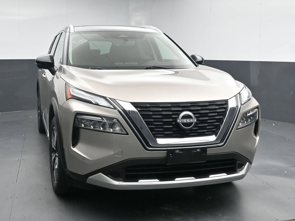 Used 2023 Nissan Rogue Platinum w/ Platinum Premium Package AWD/4WD image 3