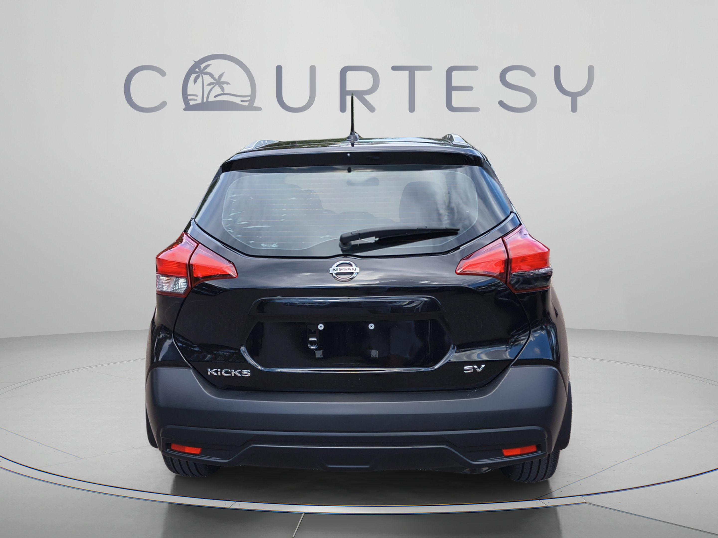 Used 2019 Nissan Kicks SV FWD image 6