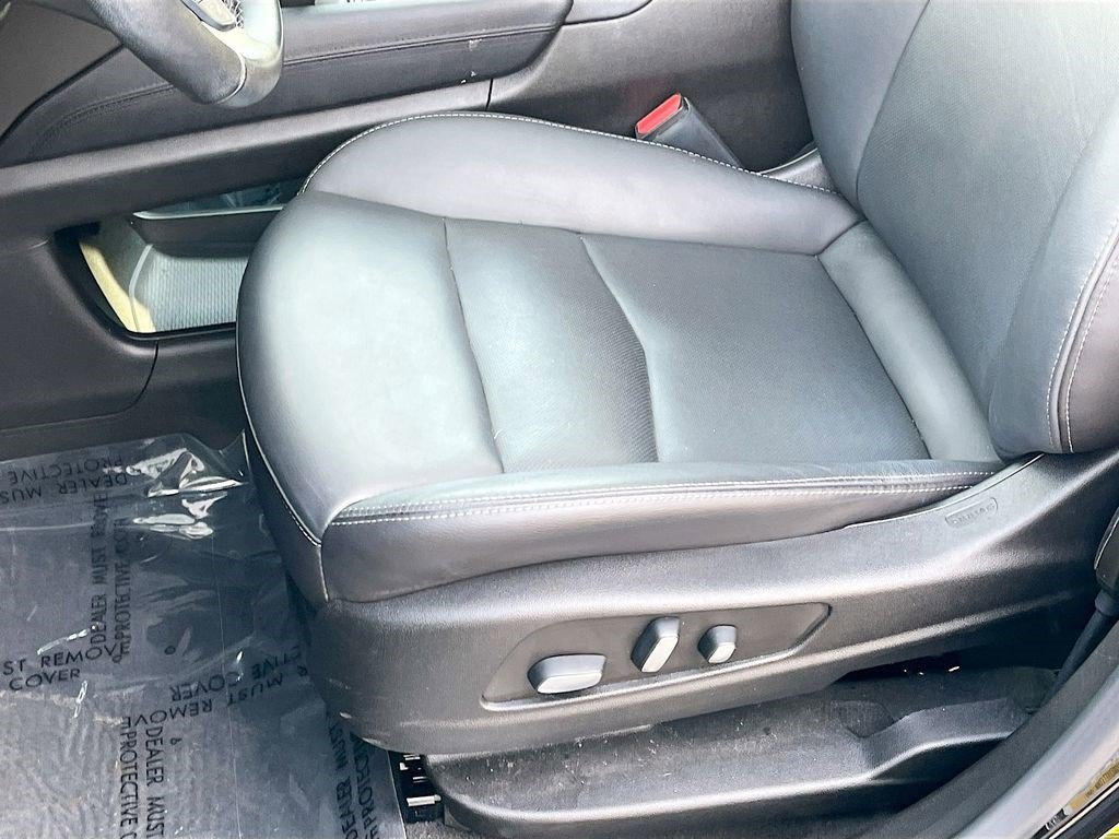 Certified 2023 Cadillac XT5 Premium Luxury AWD/4WD image 13