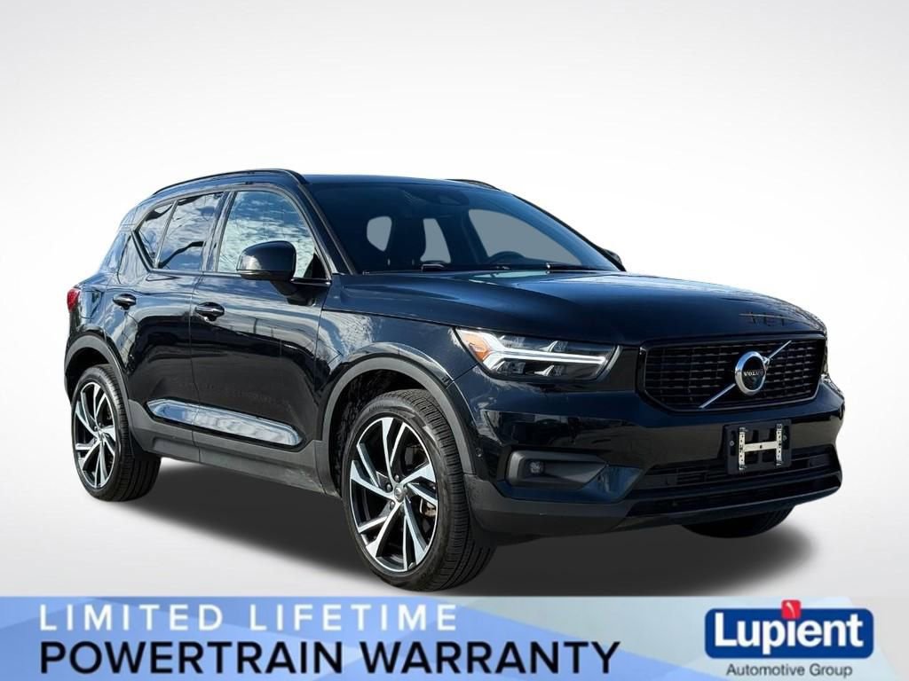 Used 2020 Volvo XC40 T5 R-Design w/ Protection Package Premier