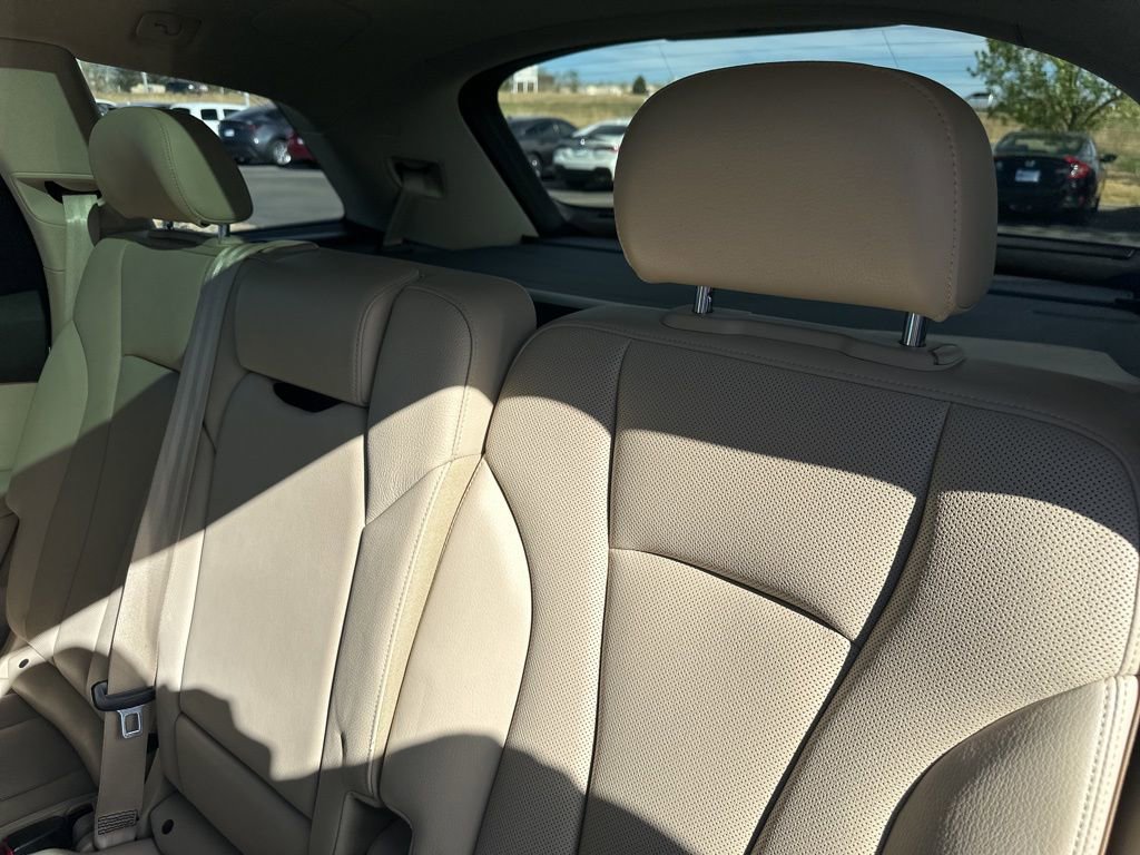 Used 2018 Audi Q7 3.0T Prestige image 20