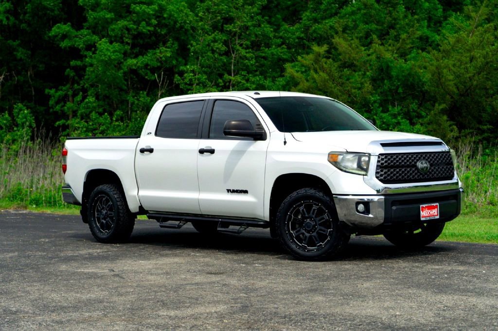 Used 2018 Toyota Tundra SR5 w/ SR5 Upgrade Package AWD/4WD image 2