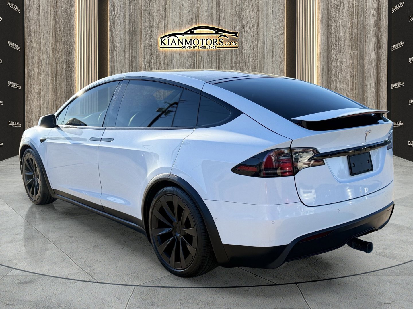 Used 2022 Tesla Model X image 5