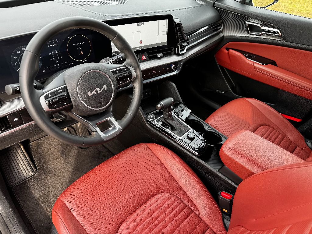 Used 2024 Kia Sportage SX image 12