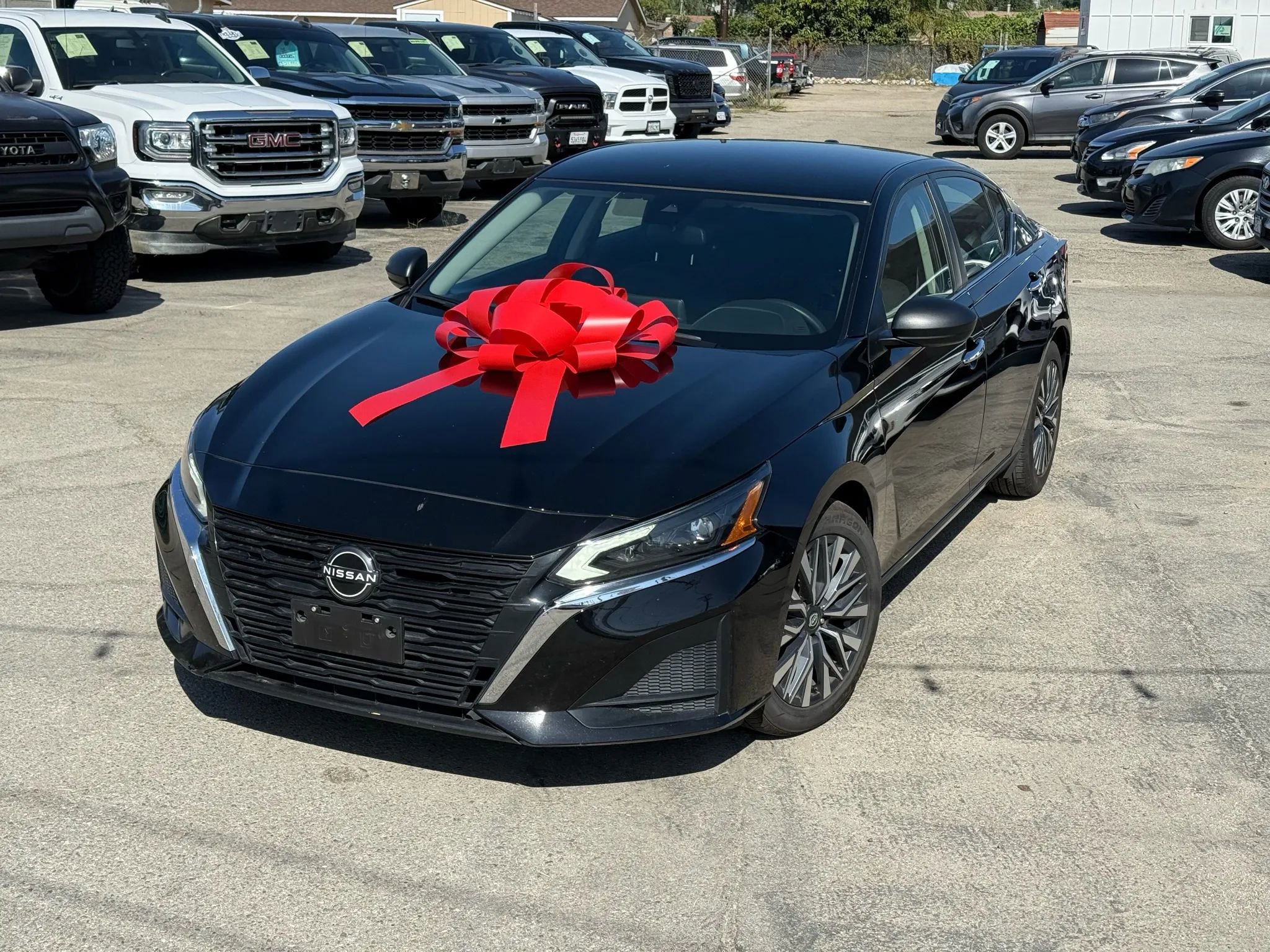 Used 2024 Nissan Altima 2.5 SV