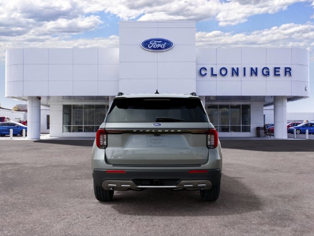 New 2027 Ford Explorer Active w/ Active Comfort Package RWD image 7