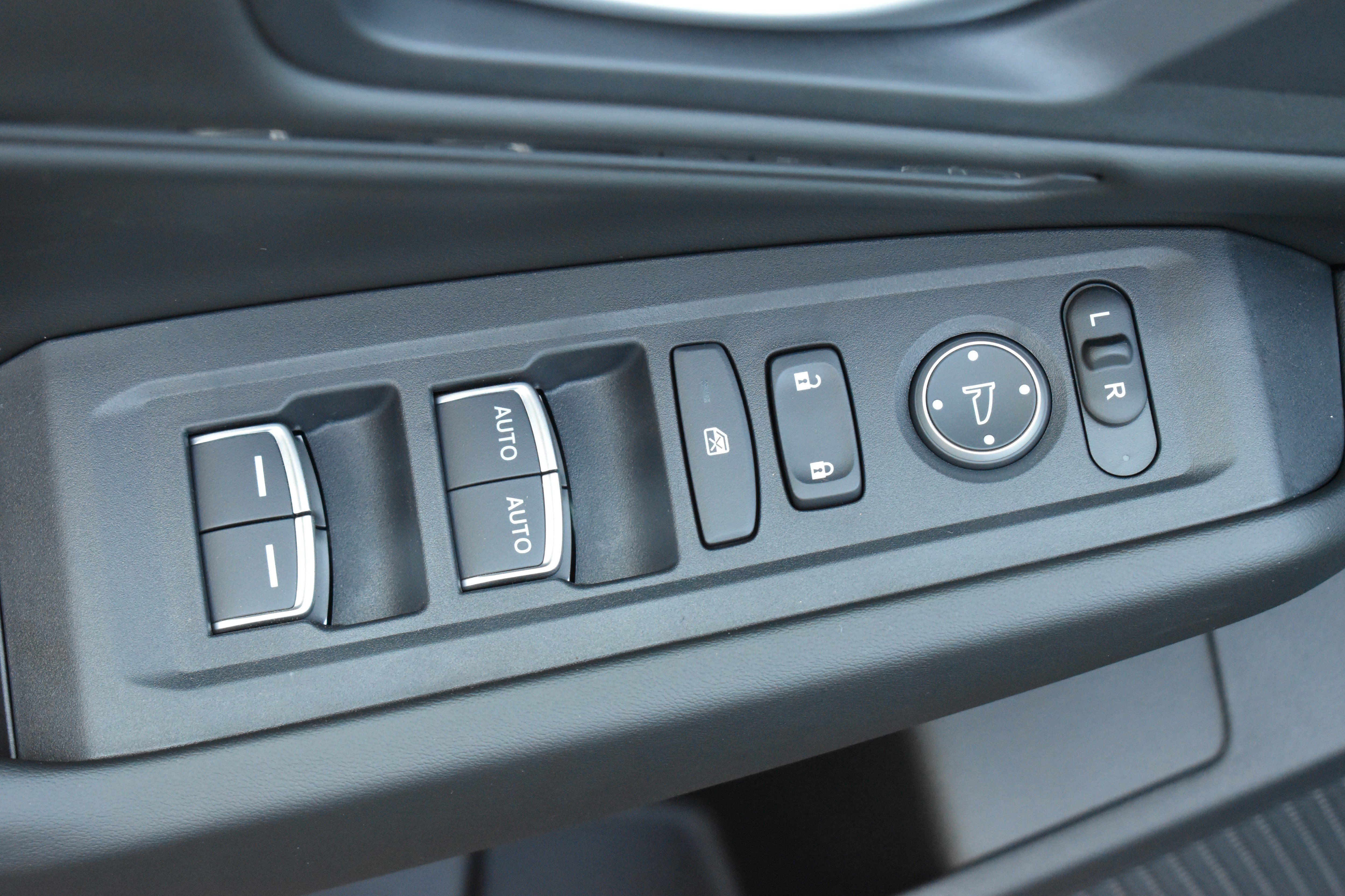 New 2025 Honda Accord SE image 12