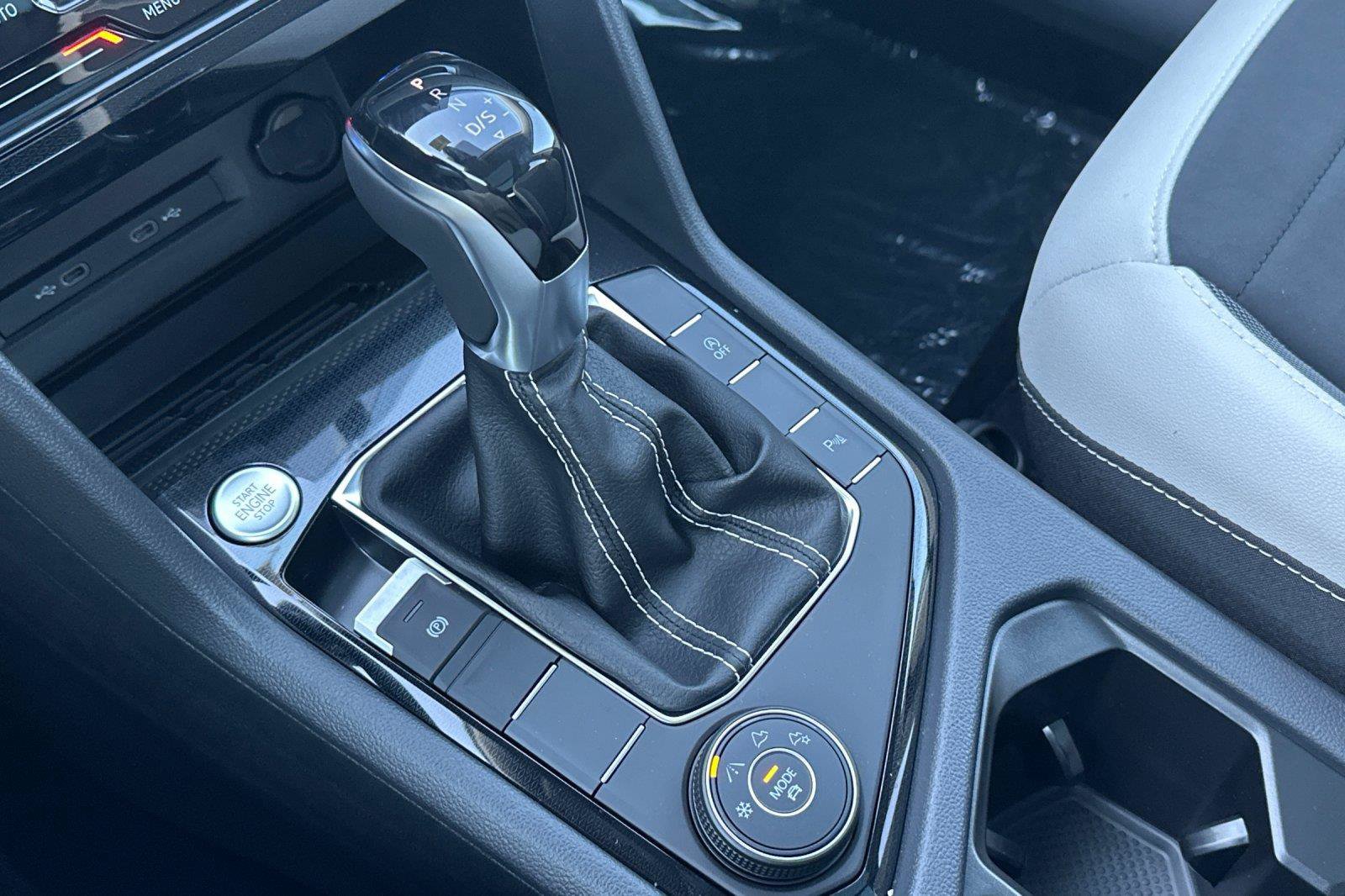 New 2026 Volkswagen Taos SE AWD/4WD image 20