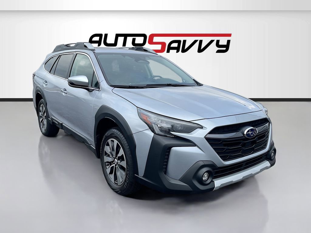 Used 2025 Subaru Outback Touring image 1