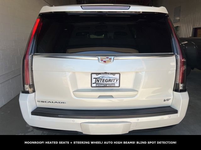 Used 2015 Cadillac Escalade Luxury AWD/4WD image 7