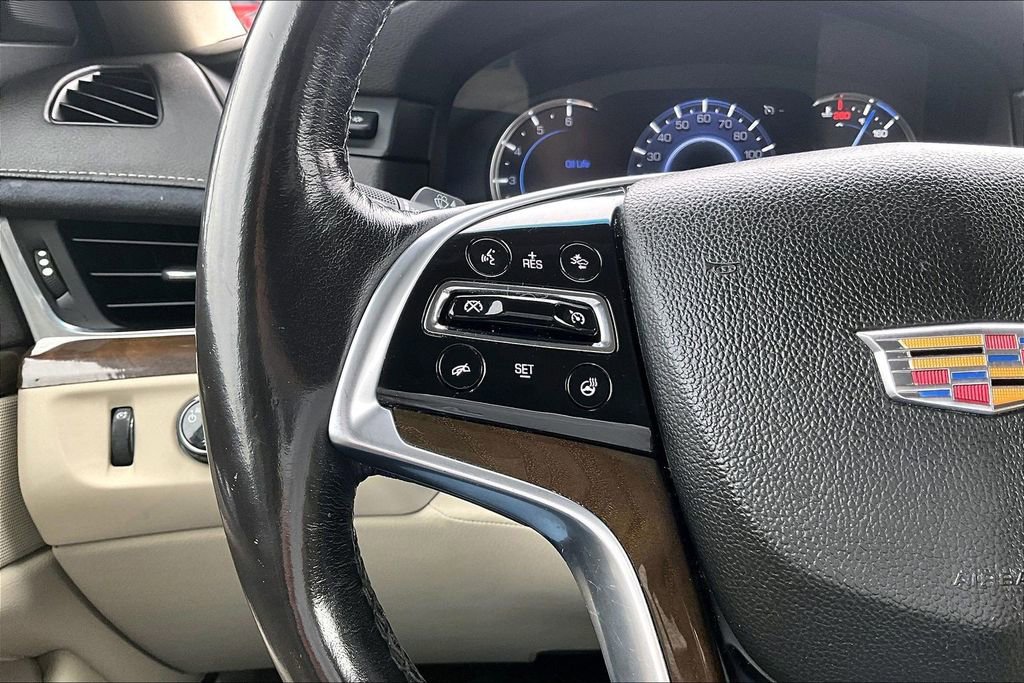 Used 2019 Cadillac Escalade Luxury image 18