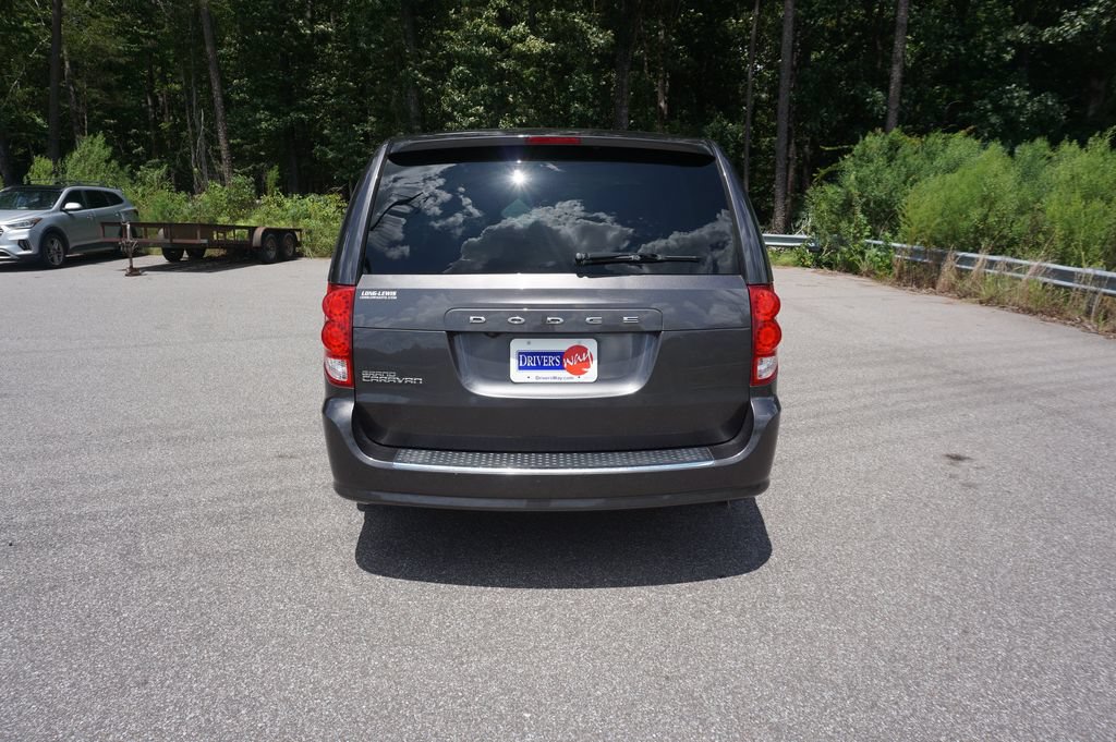 Used 2019 Dodge Grand Caravan SE FWD image 19