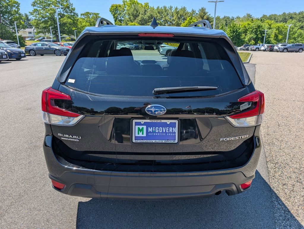 Used 2024 Subaru Forester Premium AWD/4WD image 4