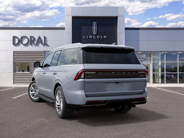 New 2027 Lincoln Navigator Premiere RWD image 8
