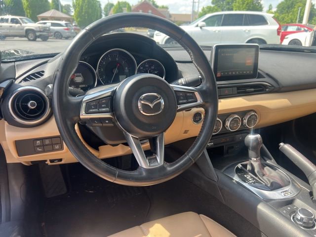 Used 2017 MAZDA MX-5 Miata RF Grand Touring image 13