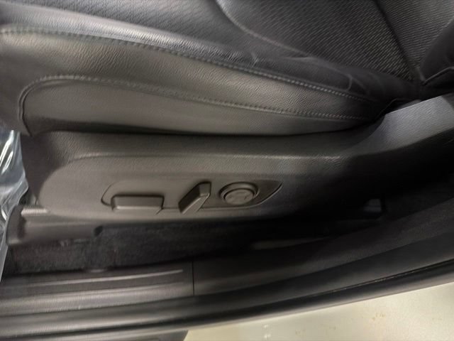 Used 2025 Kia Carnival SX Prestige FWD image 23