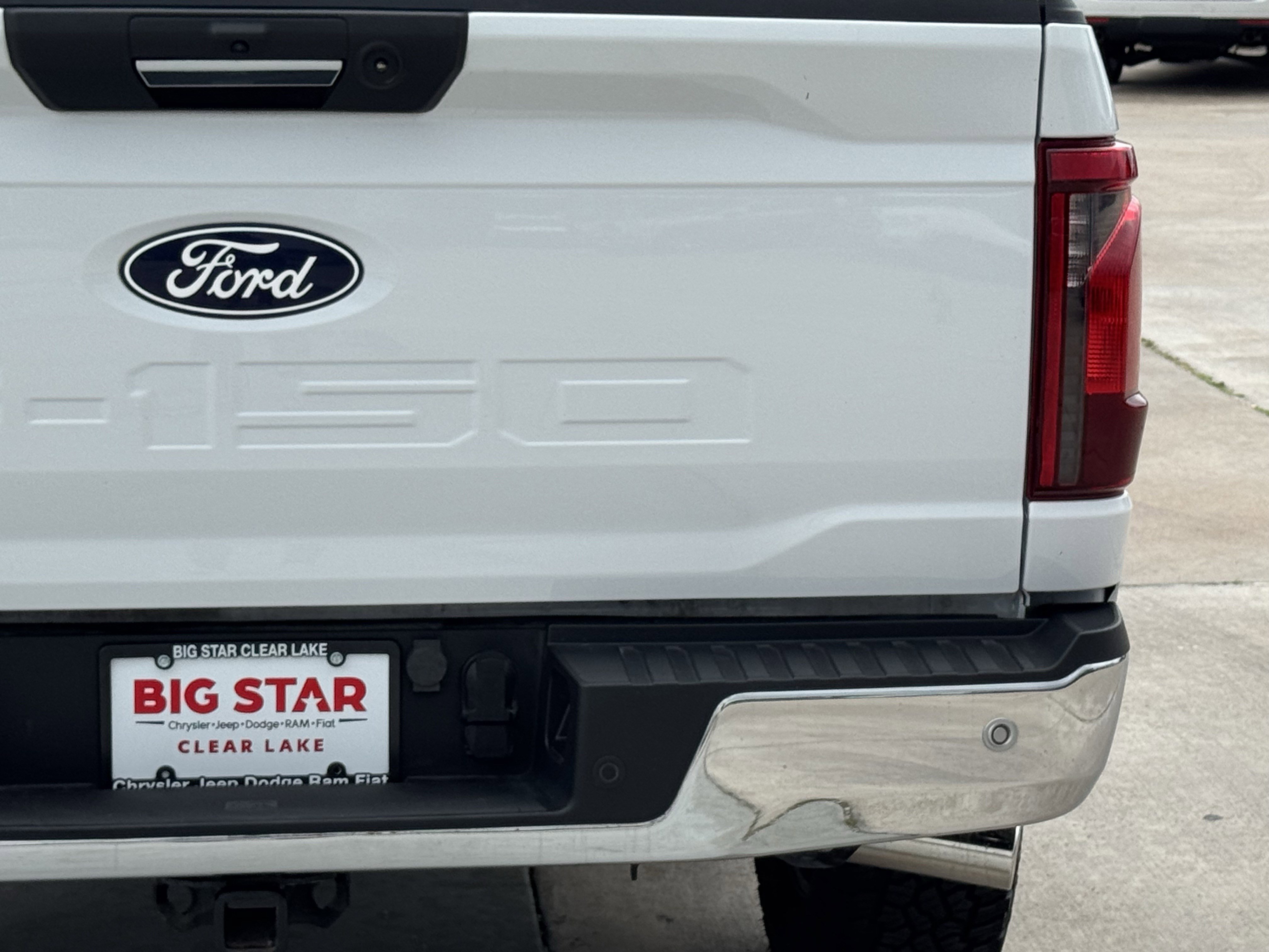 Used 2024 Ford F150 XLT w/ Mobile Office Package image 10