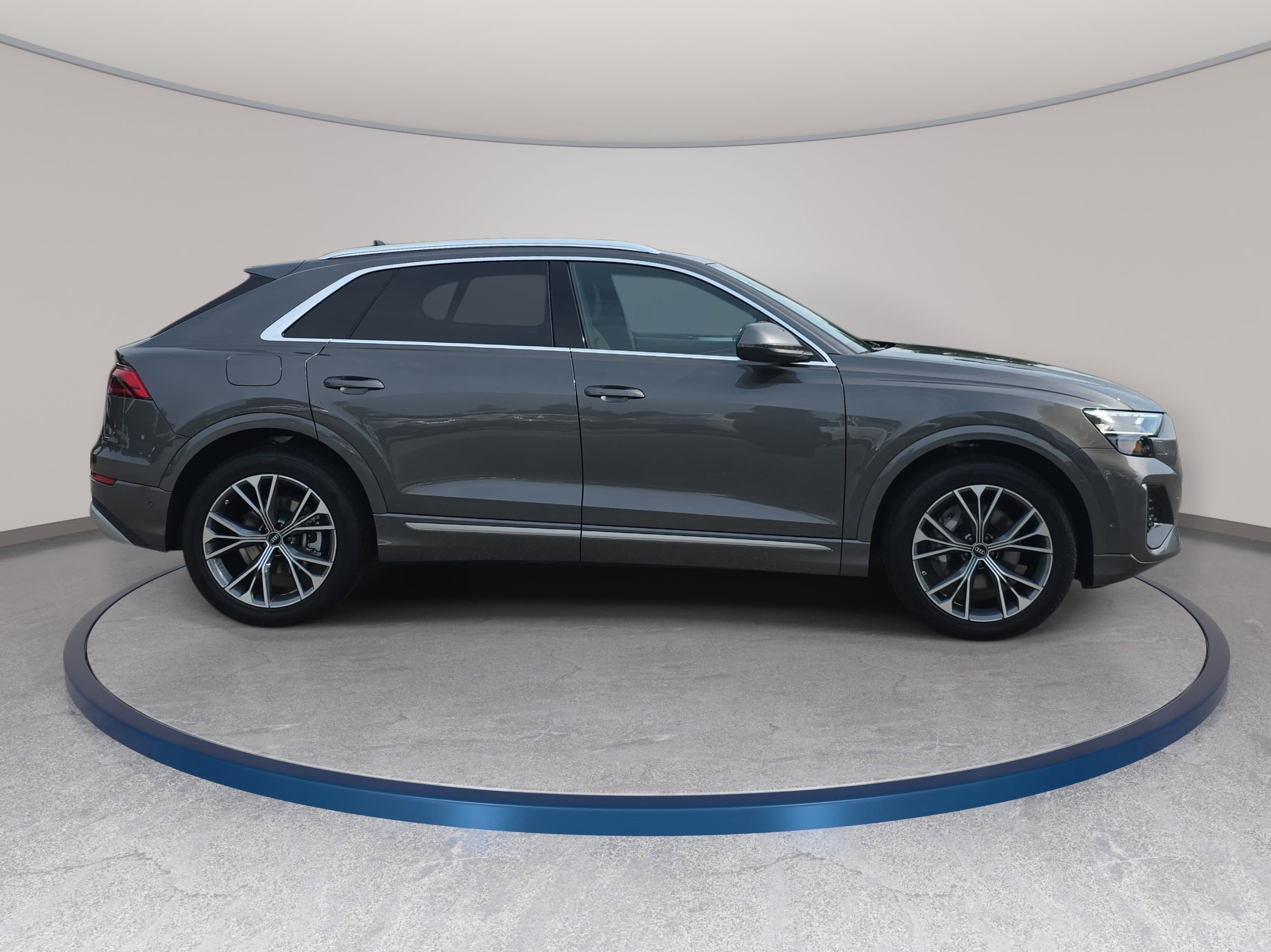 New 2026 Audi Q8 Premium Plus AWD/4WD image 4