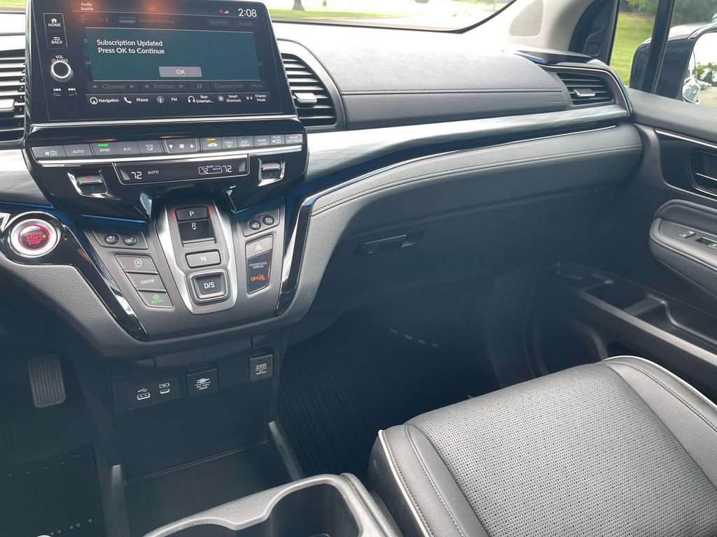 Used 2025 Honda Odyssey Elite image 20