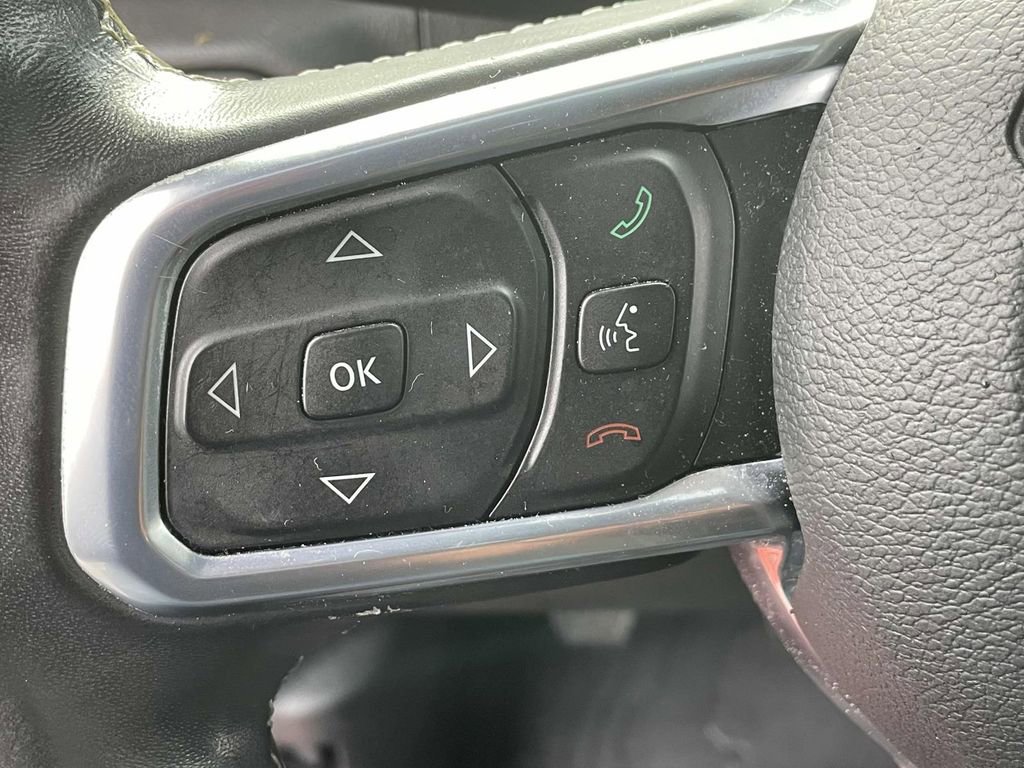 Used 2018 Jeep Wrangler Unlimited Sahara image 19