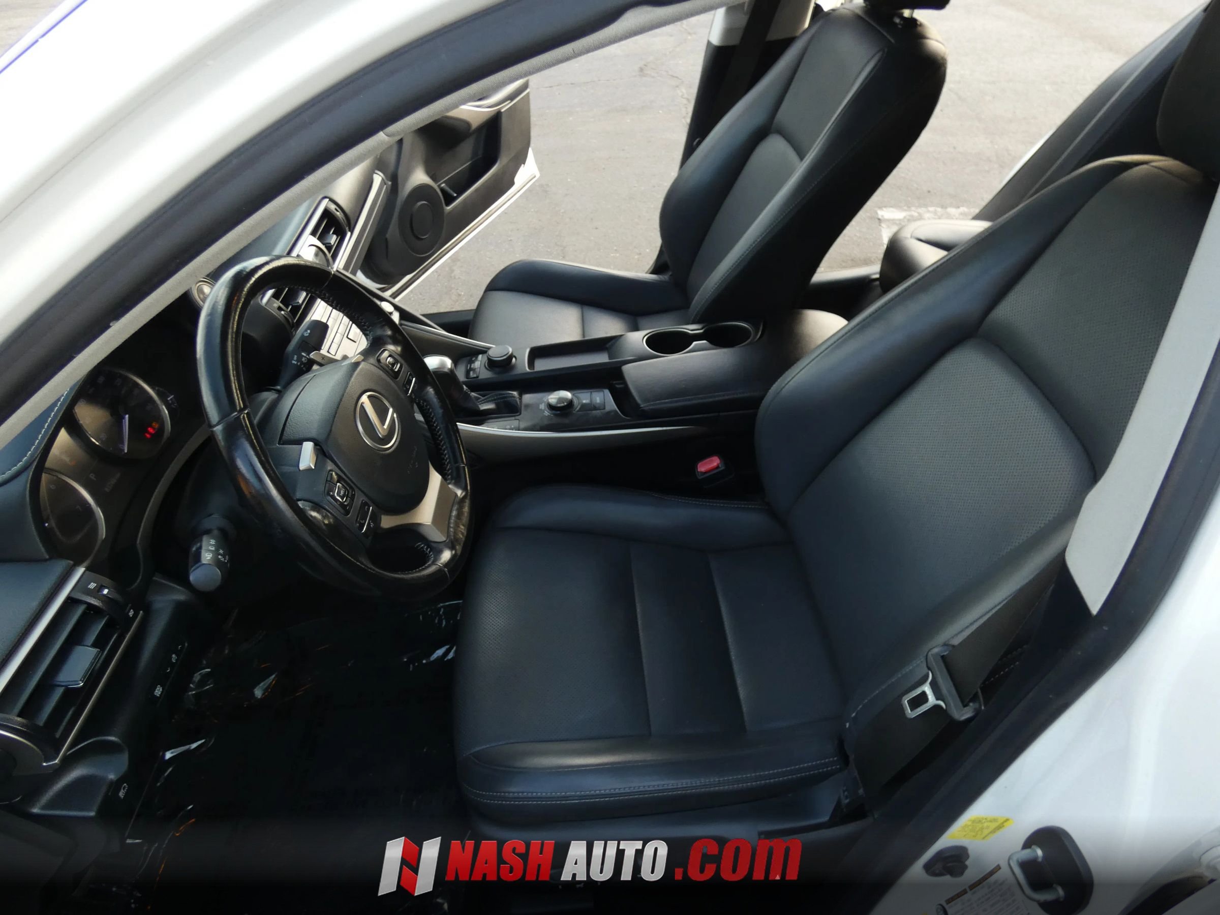 Used 2017 Lexus IS 200t RWD image 47