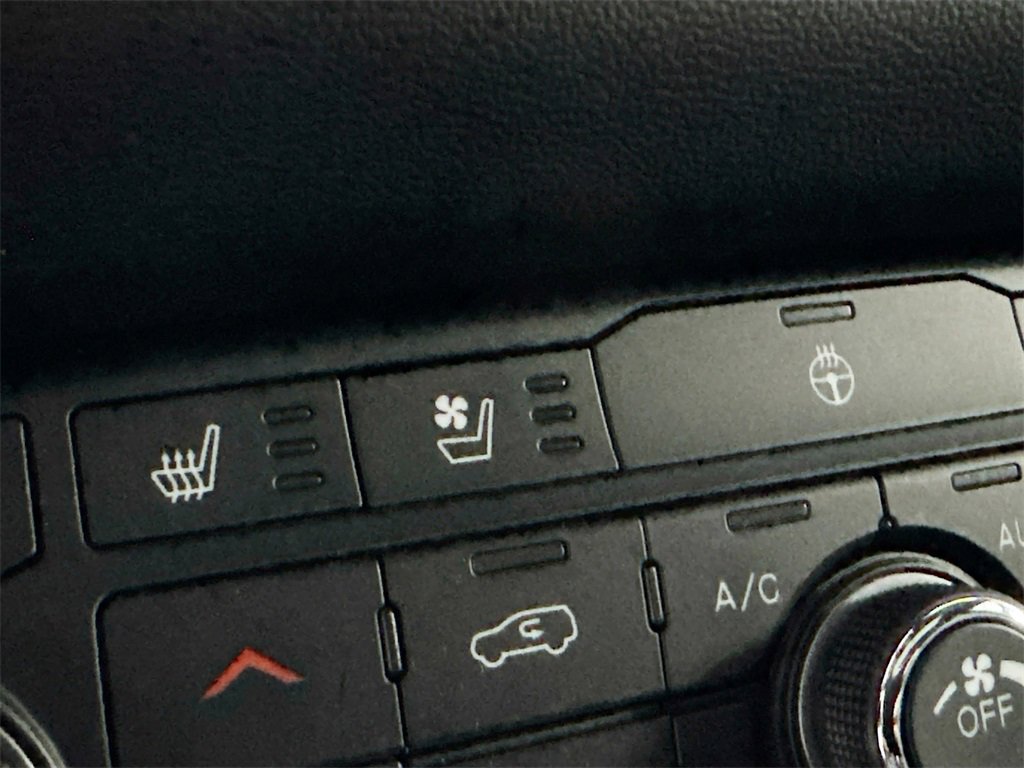 Used 2024 Dodge Durango R/T w/ Tow 'N Go Package image 19