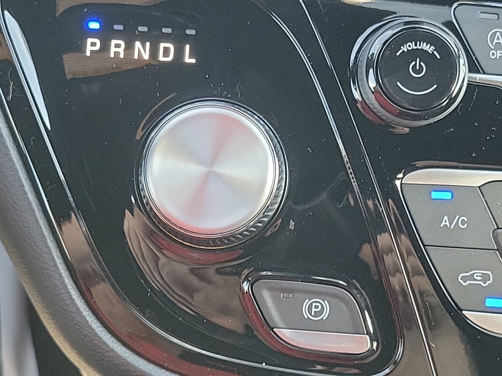 New 2027 Chrysler Pacifica Select FWD image 26