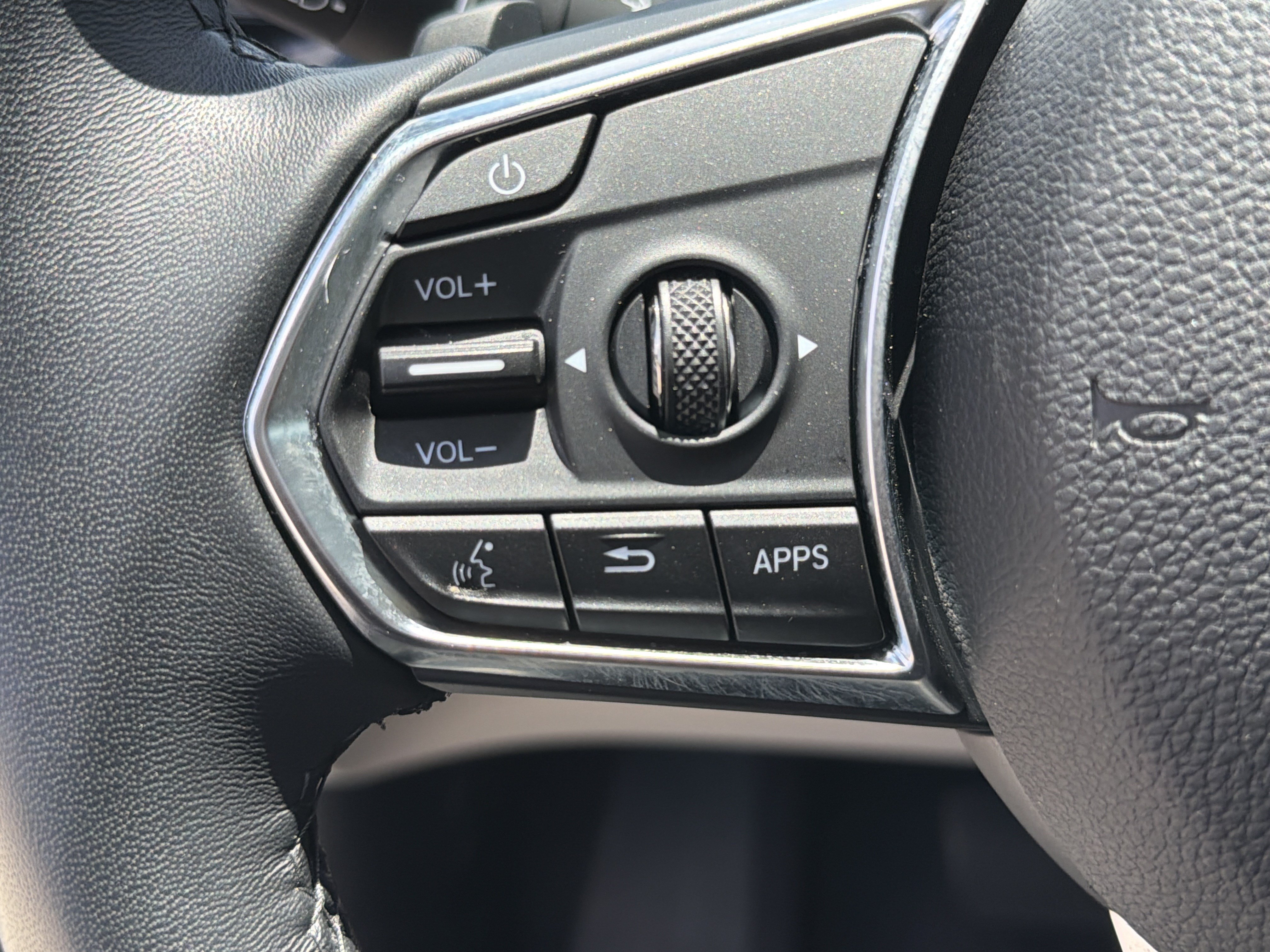 Used 2025 Acura RDX SH-AWD w/ Technology Package image 19