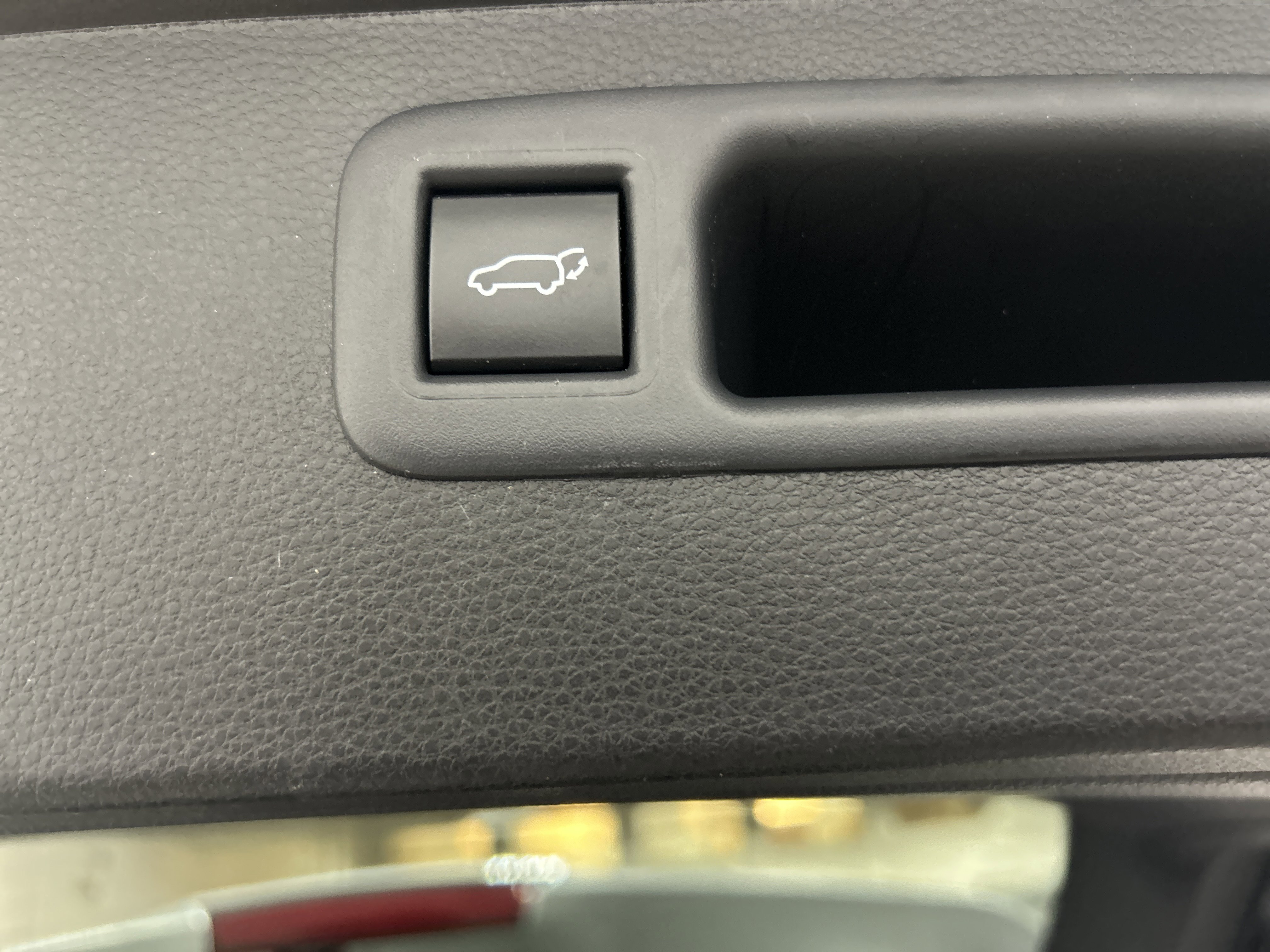 Used 2023 Toyota Highlander XLE image 32