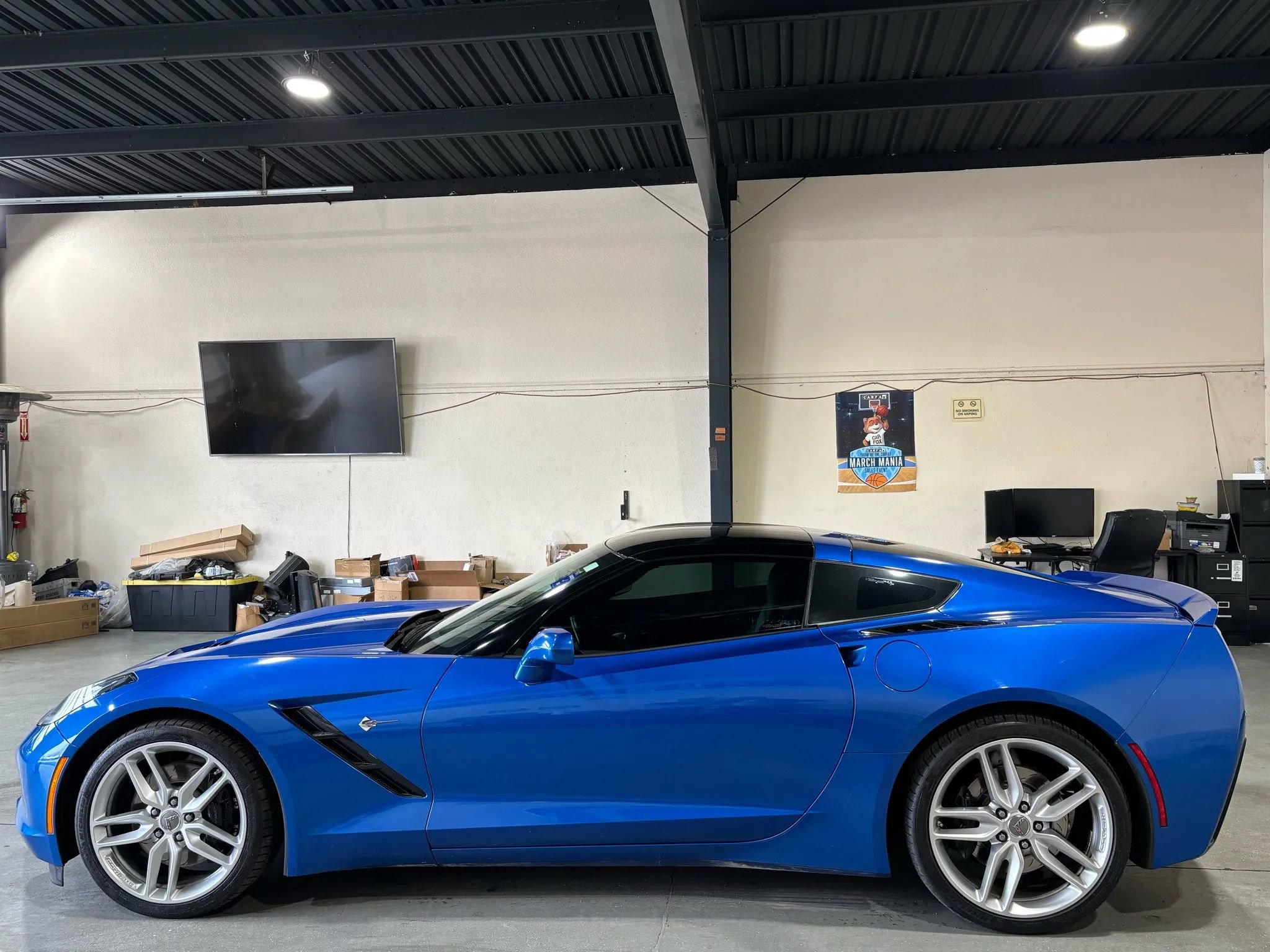 Used 2014 Chevrolet Corvette Stingray Coupe w/ 2LT Preferred Equipment Group image 4