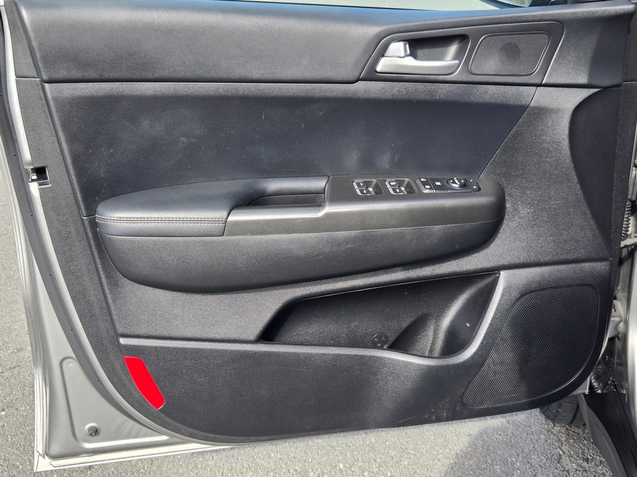 Used 2021 Kia Sportage LX image 20