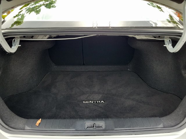 Used 2023 Nissan Sentra SV FWD image 9