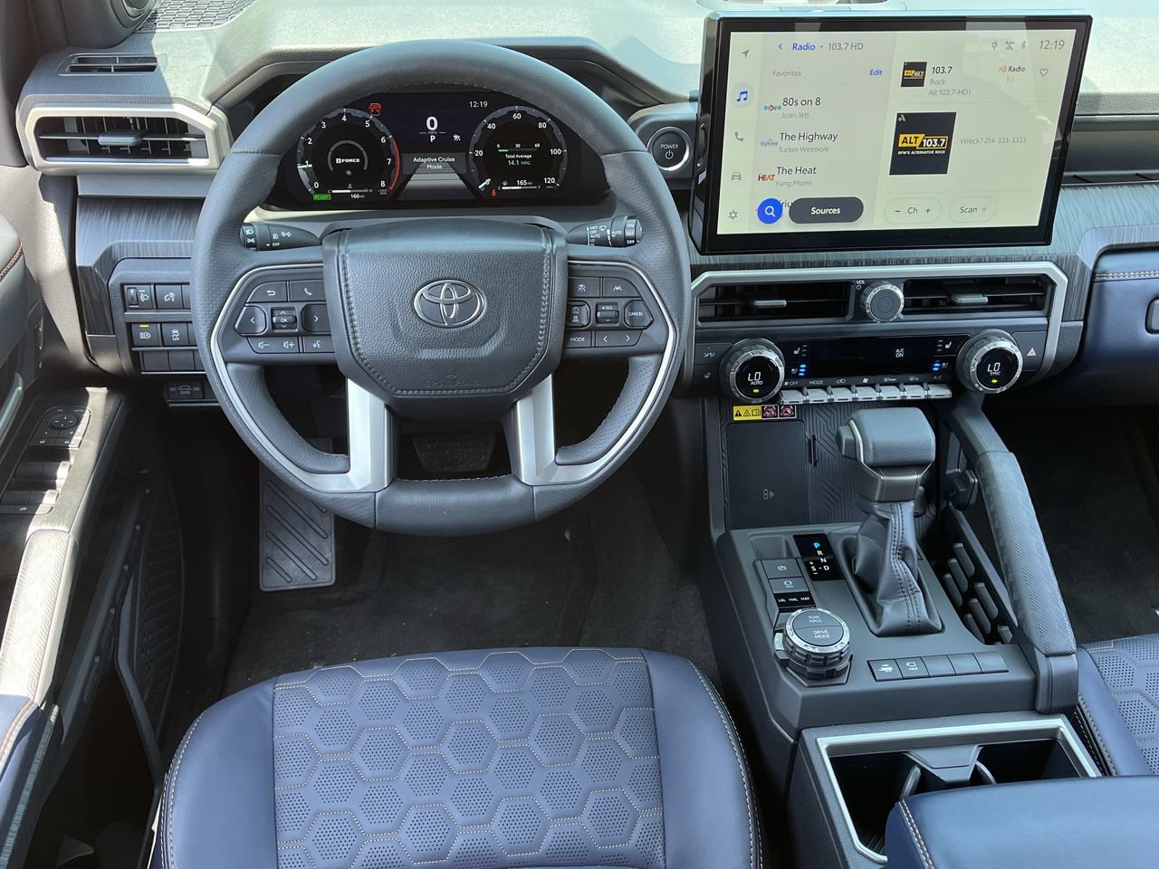 Used 2026 Toyota 4Runner Platinum AWD/4WD image 10
