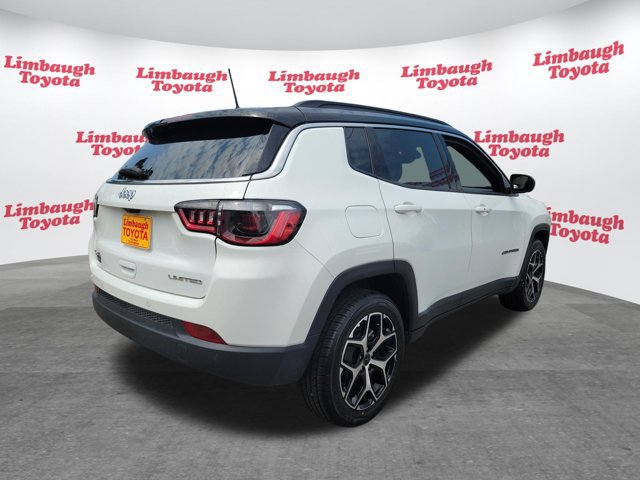 Used 2025 Jeep Compass Limited AWD/4WD image 24