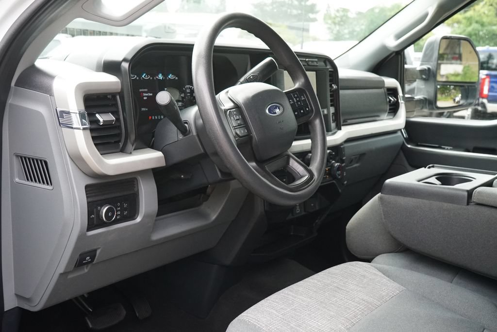 Used 2024 Ford F350 XLT w/ FX4 Off-Road Package AWD/4WD image 20