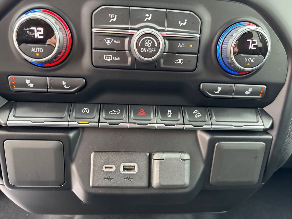 Used 2020 Chevrolet Silverado 1500 LT w/ All-Star Edition image 36