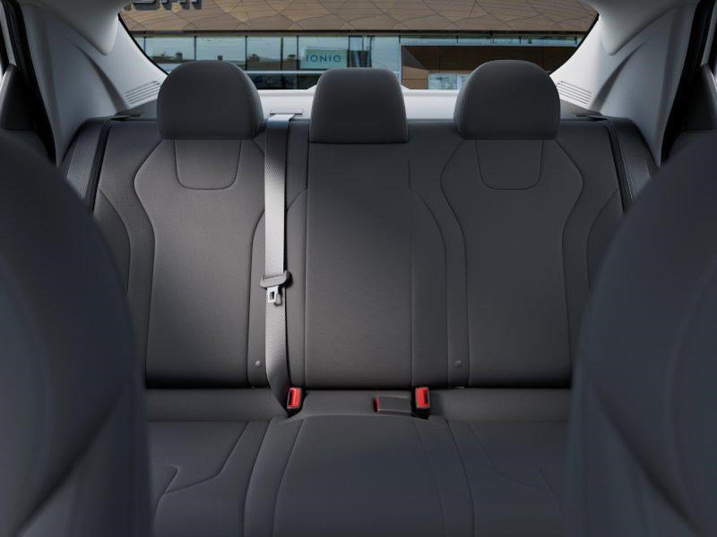 New 2026 Hyundai Elantra SE image 13