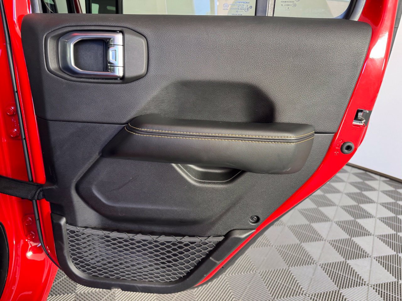 Used 2026 Jeep Wrangler Unlimited Sahara AWD/4WD image 28