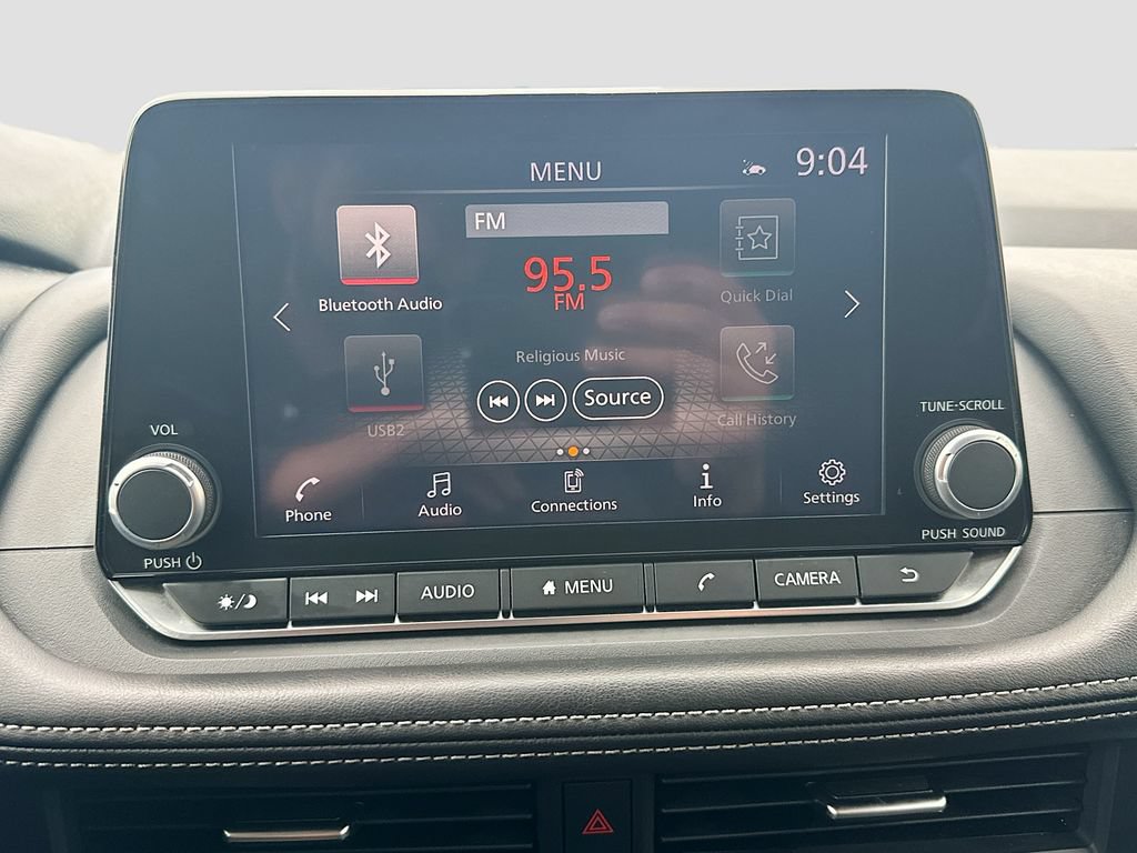 Certified 2025 Nissan Rogue SV FWD image 18