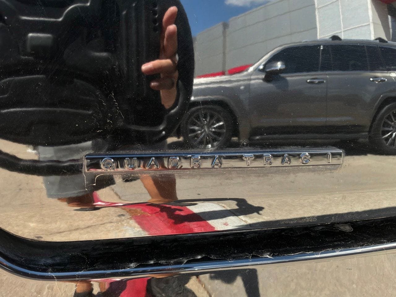 Used 2022 Jeep Wagoneer Series I AWD/4WD image 10