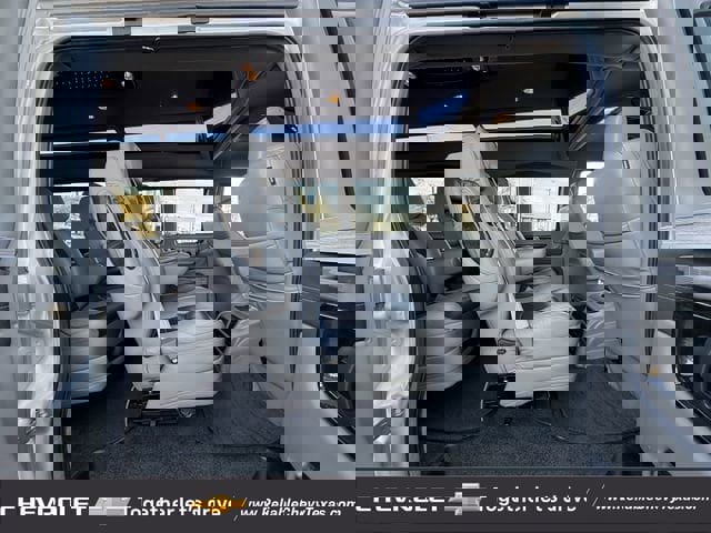 Used 2022 GMC Savana 2500 Extended w/ Enhanced Convenience Package image 33