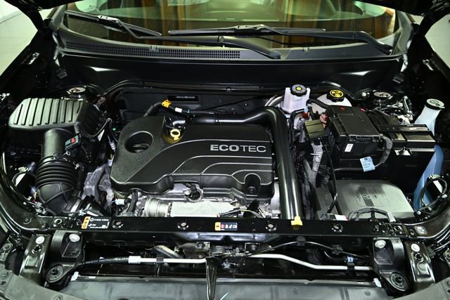 Used 2021 Chevrolet Equinox LS w/ LPO, Blackout Package image 17