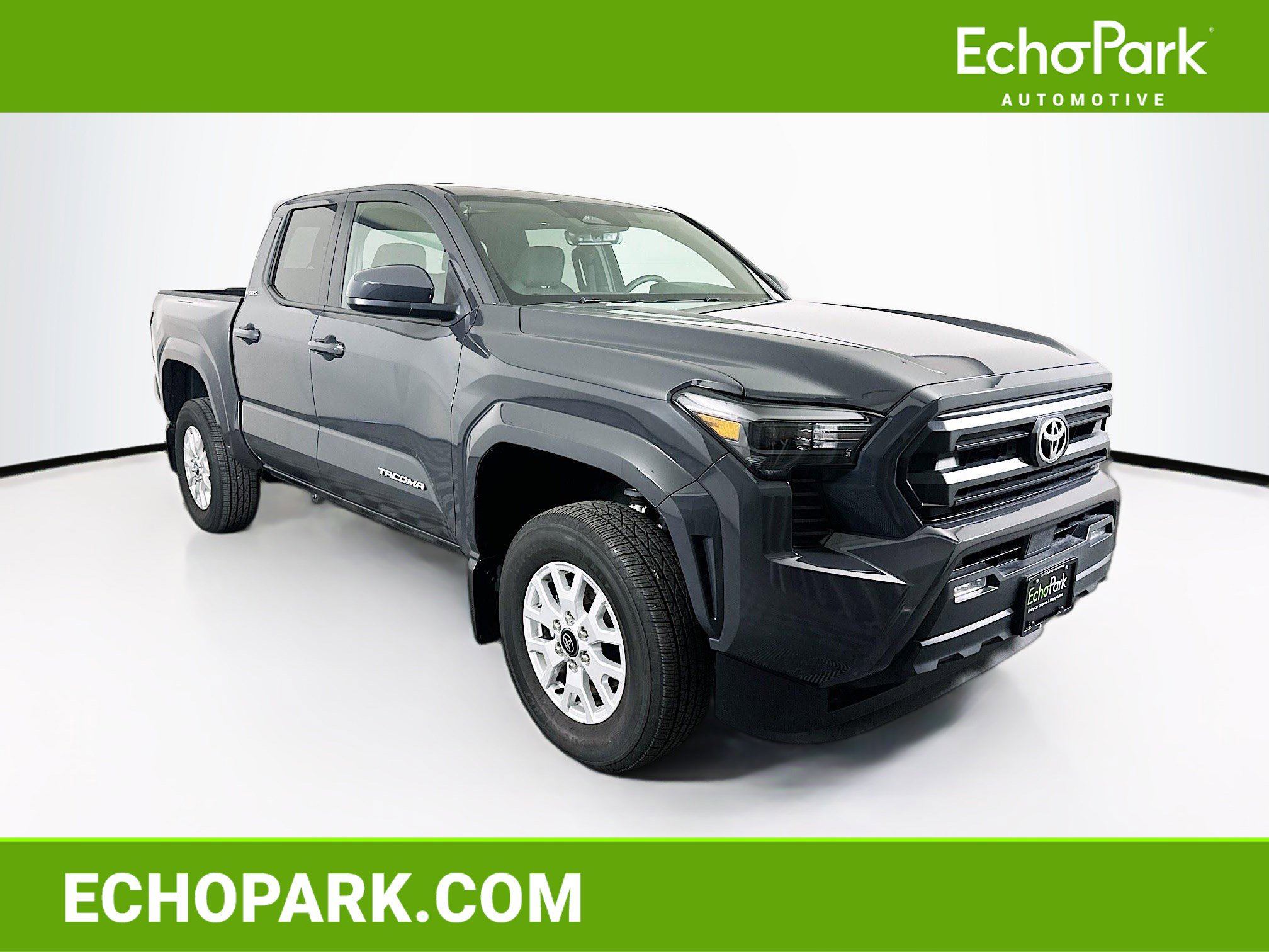 Used 2025 Toyota Tacoma SR5 image 1