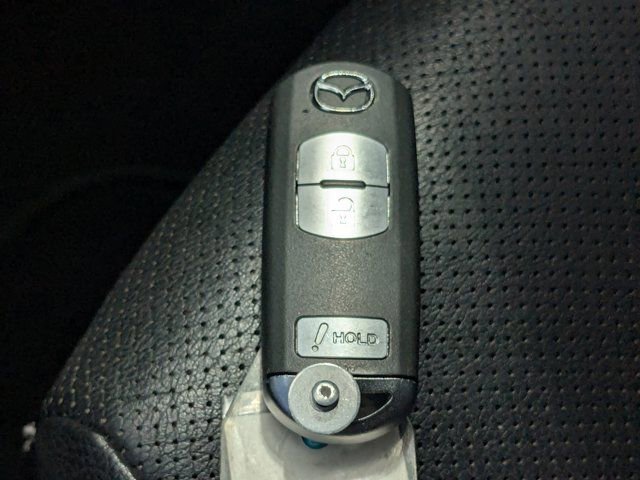 Used 2014 MAZDA MAZDA3 s Grand Touring w/ Technology Package image 30