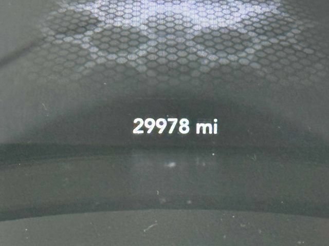 Used 2023 Dodge Charger SXT RWD image 11