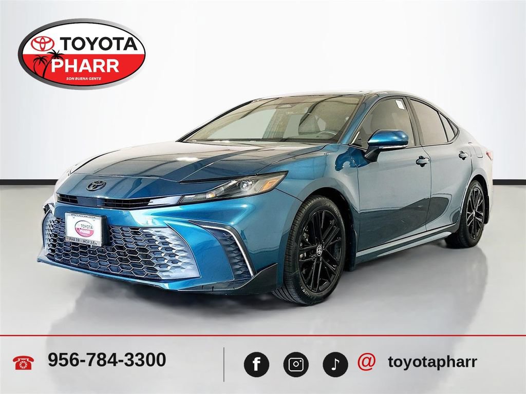 Used 2025 Toyota Camry SE w/ Convenience Package