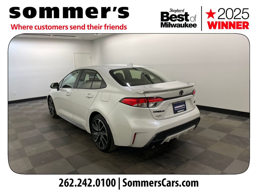 Used 2022 Toyota Corolla SE video 3